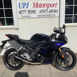 Yamaha YZF 125 R125 2020 69 reg ideal 125 cc learner legal commuter