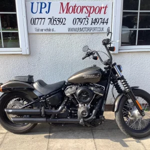 Harley-Davidson FXBB STREET BOB 1745cc 107 cubic inch 2020 20 reg 2400 miles