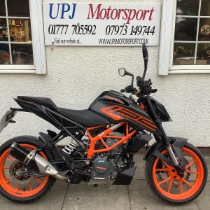 KTM 125 Duke Dec 2023 73 reg 6680 miles learner legal commuter
