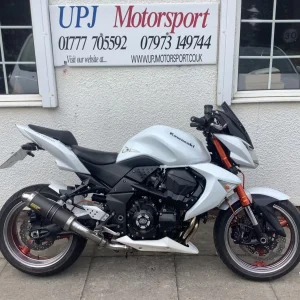 Kawasaki ZR Z1000 Z 1000 2009 newer shape 2009 59 reg 21k naked sports
