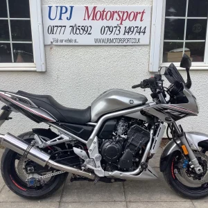 Yamaha FZS 1000 FAZER FZ1 2006 10 k long Mot, sports exhaust