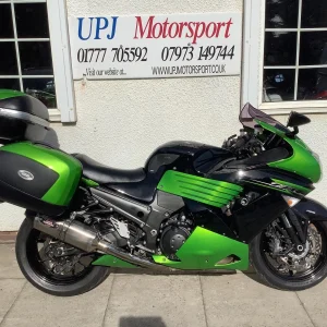 Kawasaki ZZR 1400 2011 61 reg full luggage sports tourer zx1400